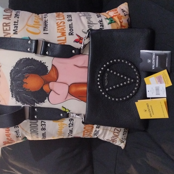 Valentino Crossbody - Picture 8 of 17